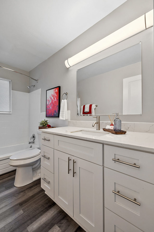 Cherry Hill Village Image 10