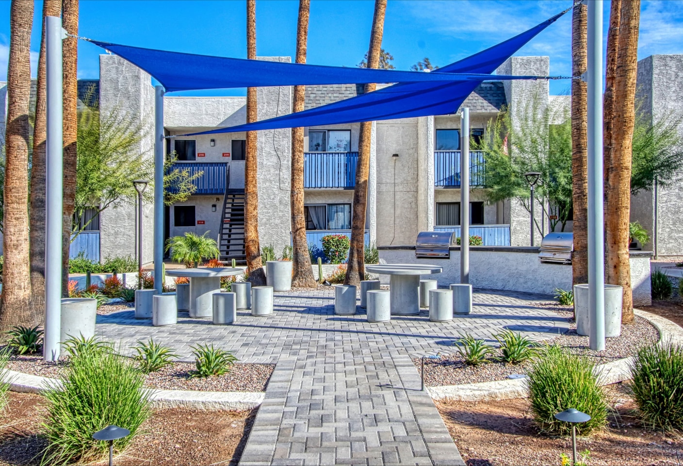 Broadway Vista Apartments Image 39