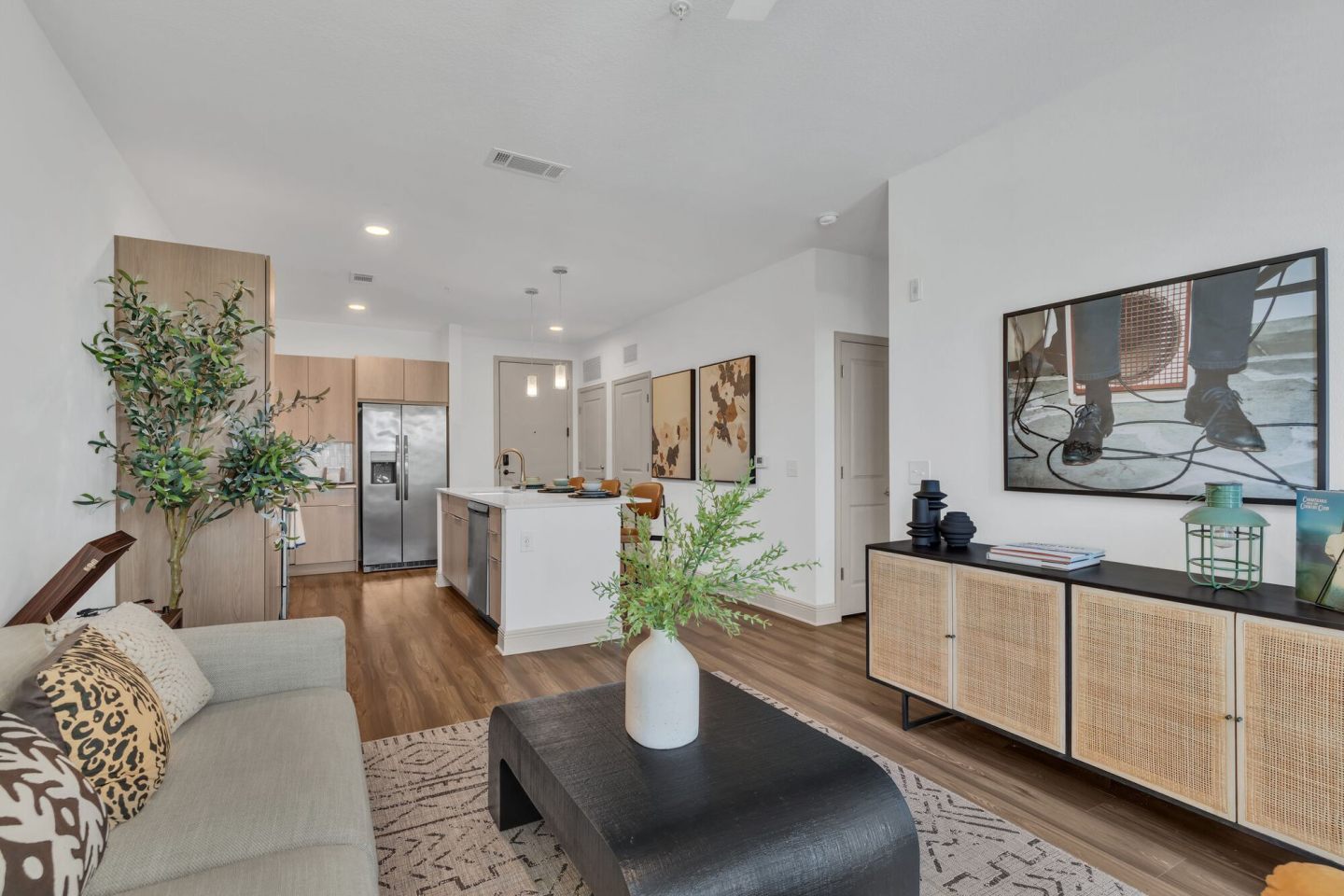 Avere Southside Quarter Image 7