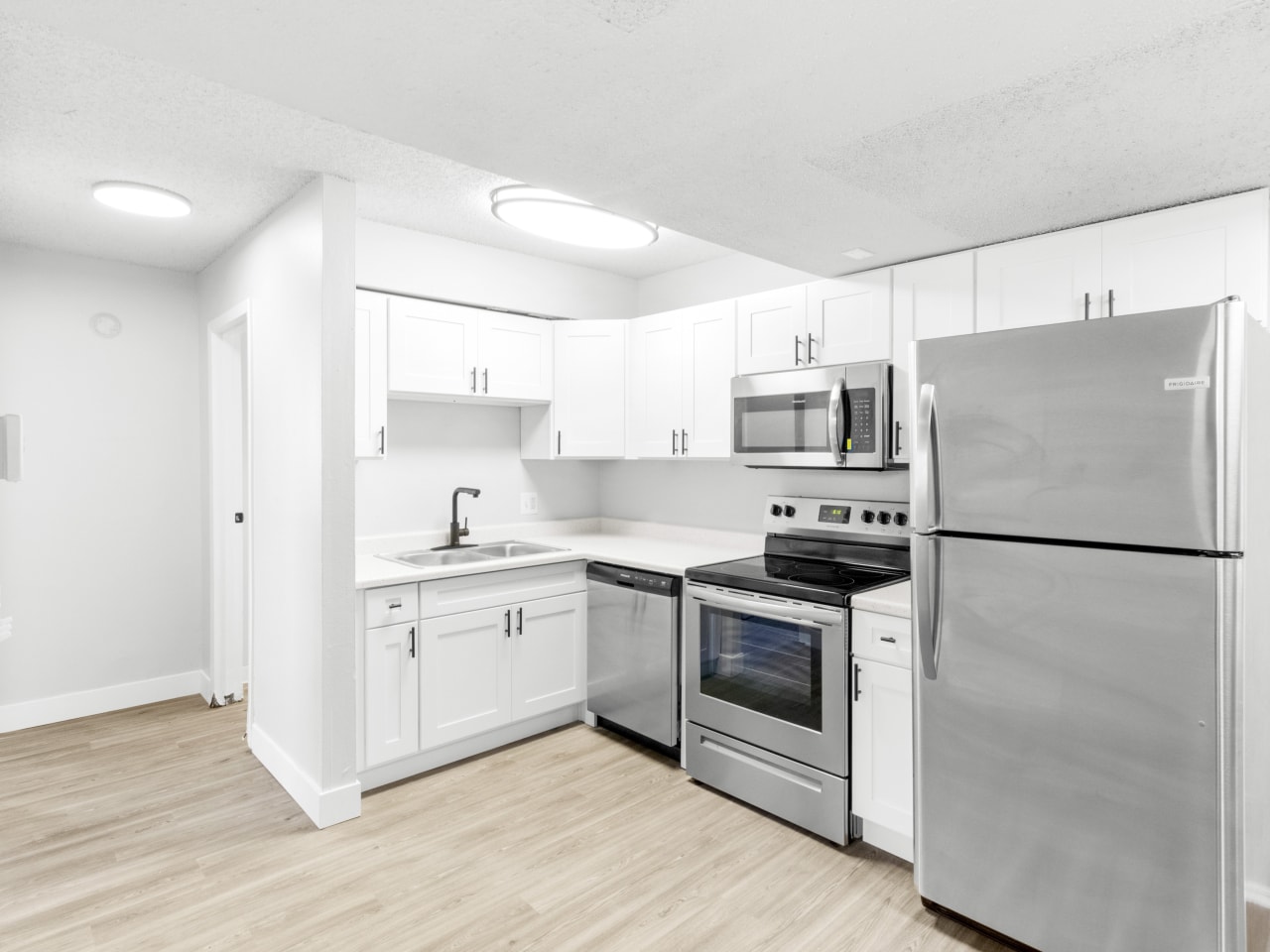 Proximity Apartment Homes Image 9