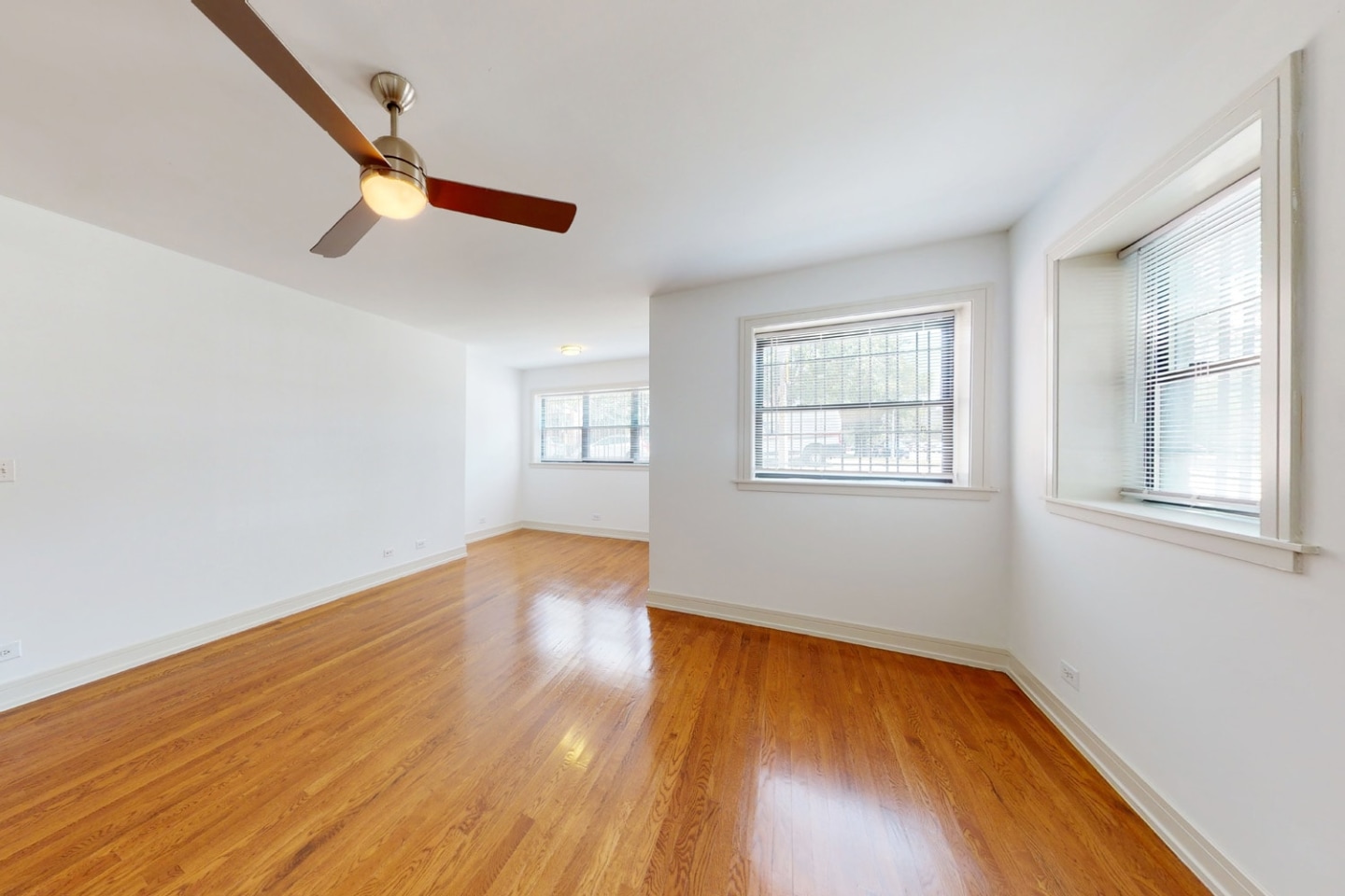 5234-5244 S. Ingleside Ave. Image 7
