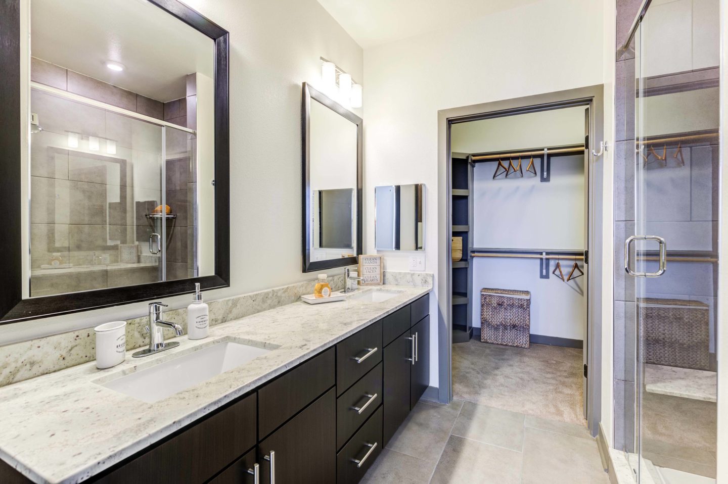 Overture Highlands - 55+ Apartment Homes Image 5