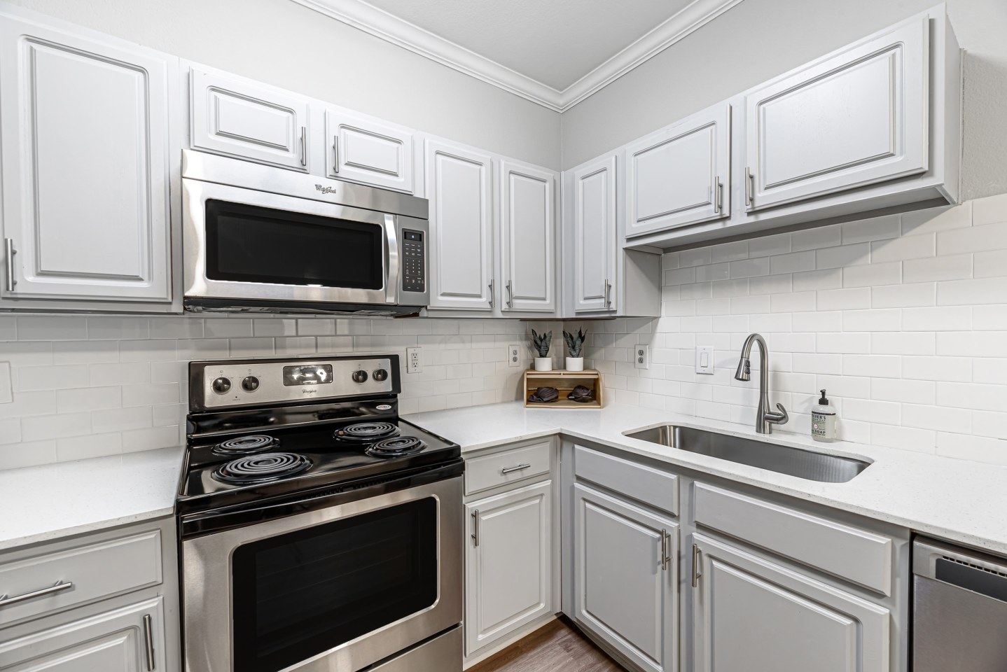 Oasis at Piney Point Image 32