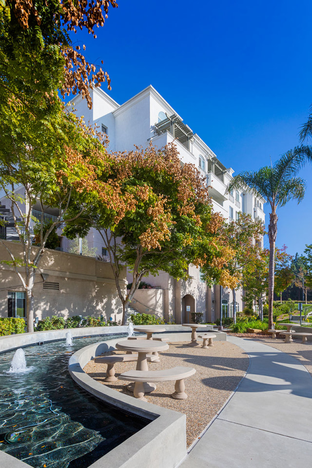 La Jolla Crossroads Image 72