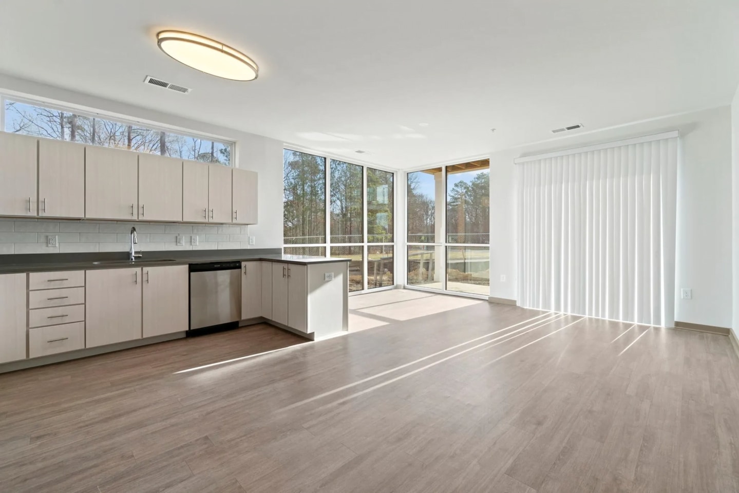 Metropolis Apartments Image 24