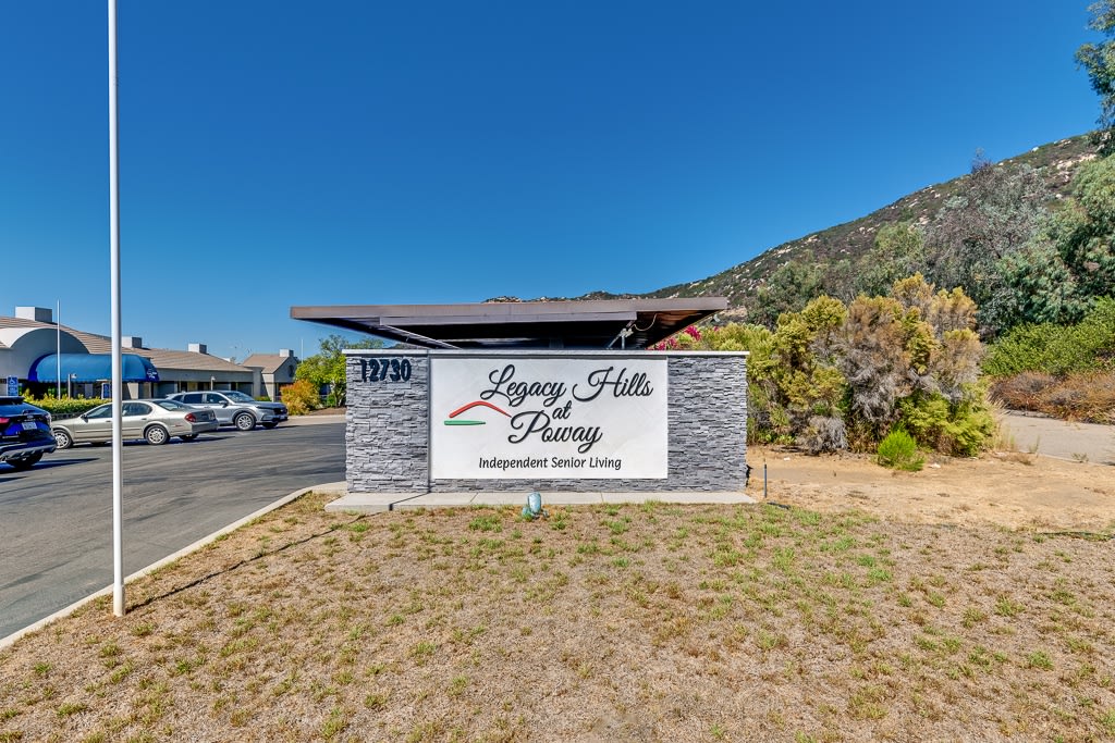 Senior Housing - Legacy Hills at Poway Image 41