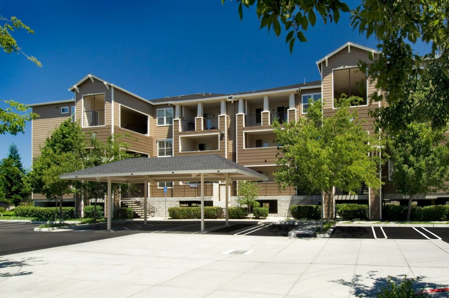 Fountains at Emerald Park - Affordable Housing Image 12