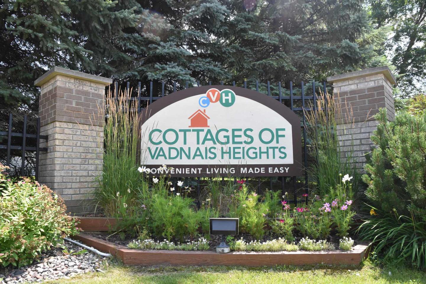 Cottages of Vadnais Heights - Senior Housing Image 9