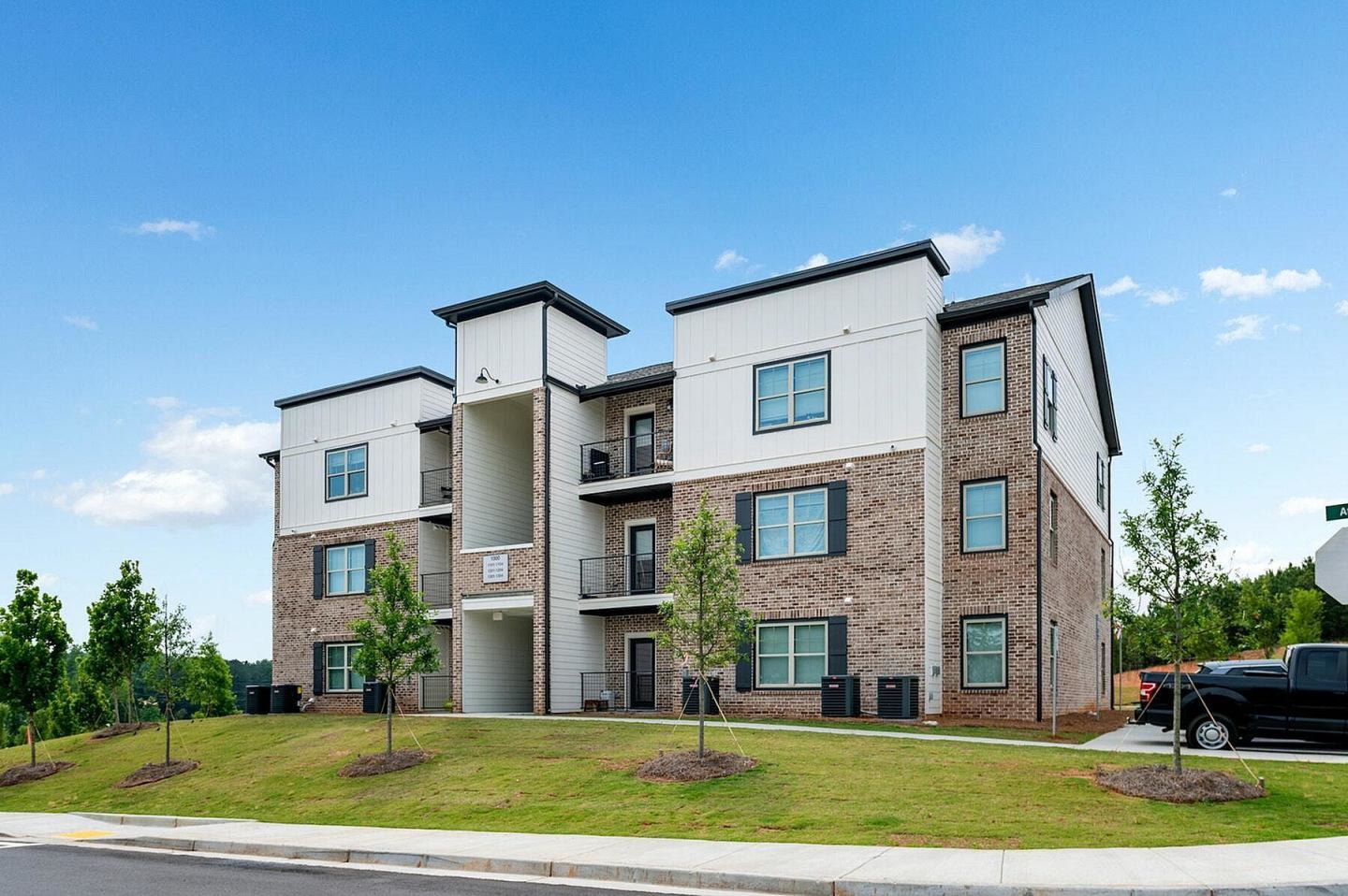 Pointe Grand Dawsonville Image 15