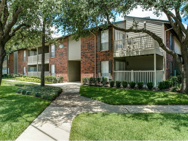 Village Bend Image 9