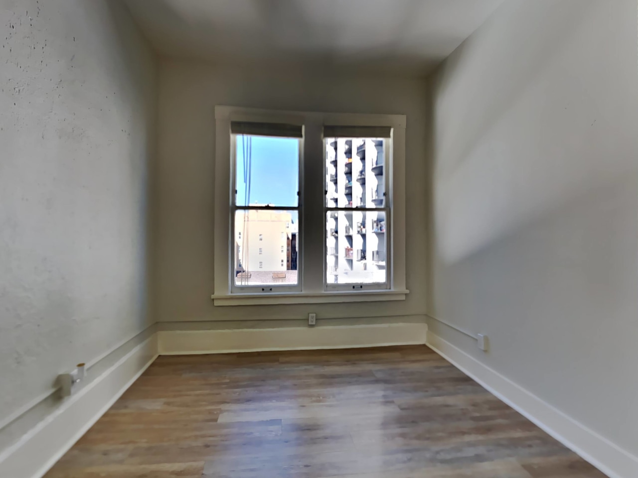 245 Leavenworth St. Image 13