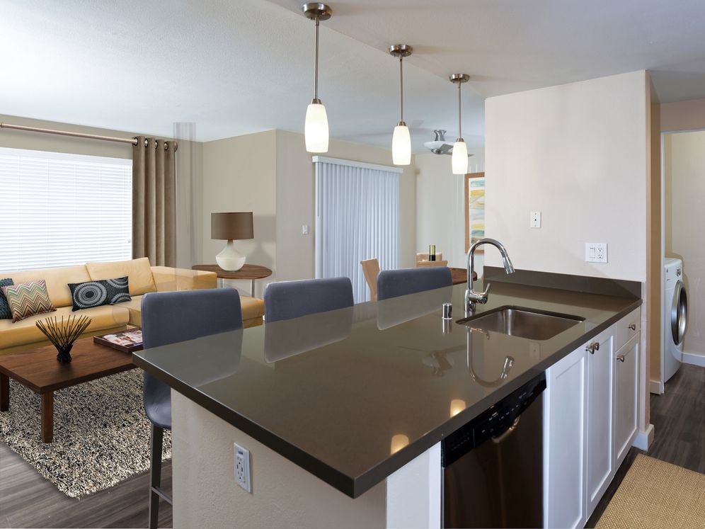 Avalon La Jolla Colony Image 3