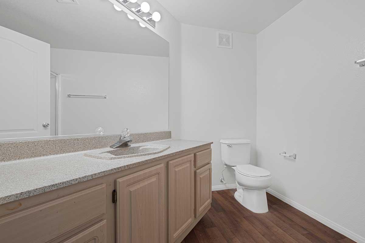 Noble Park Apartments Image 23