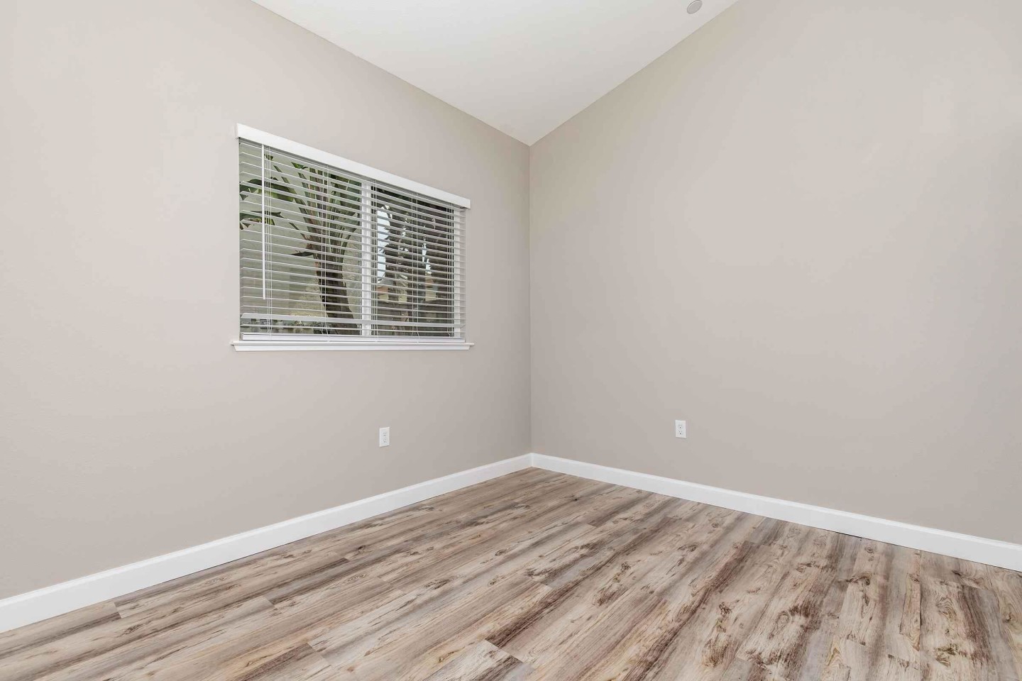 Ladera Woods Image 51