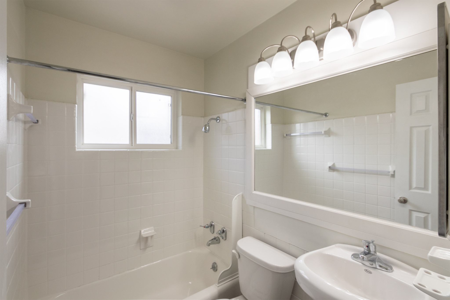 Colonial Ridge Image 46