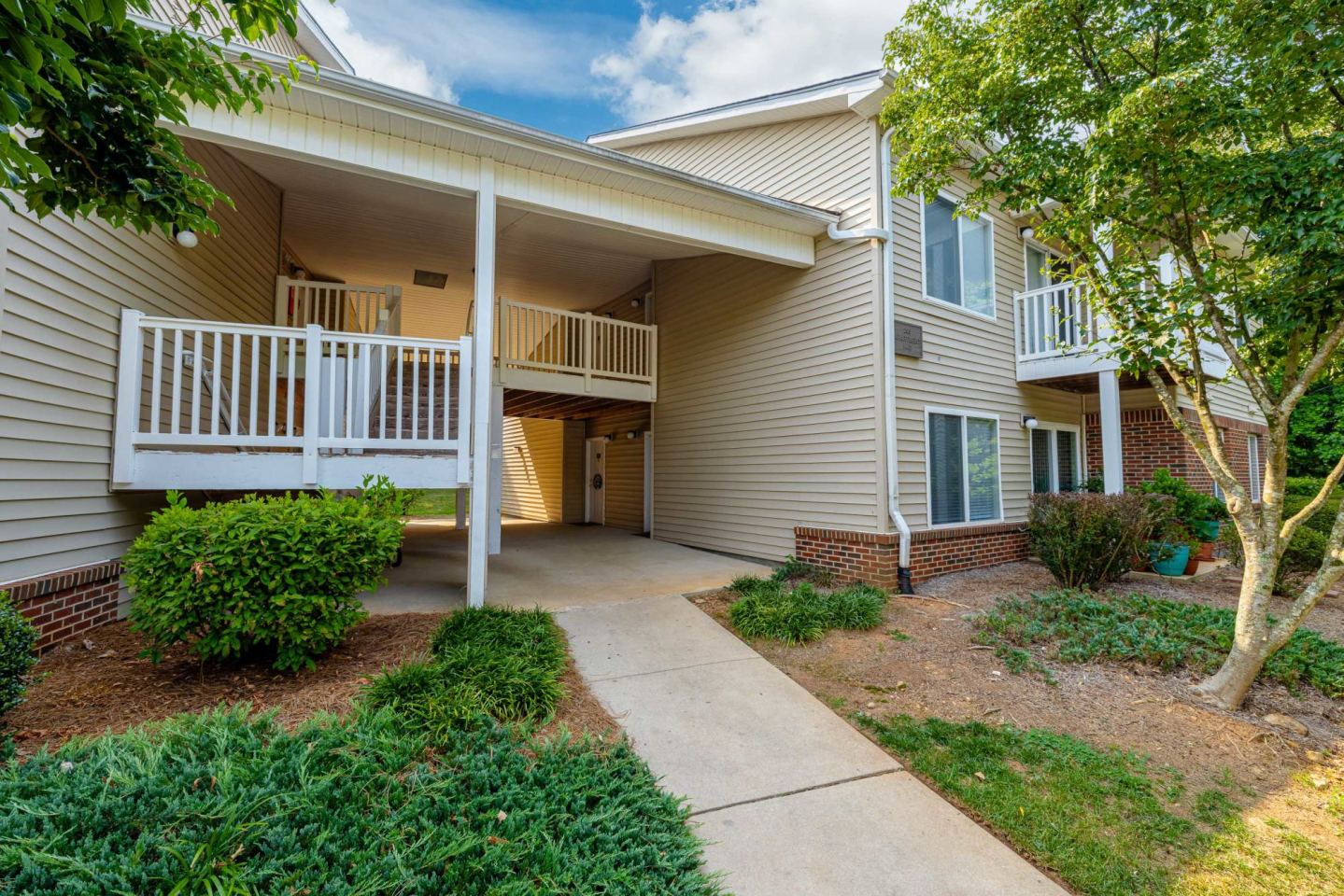 The Oaks Apartments Image 15