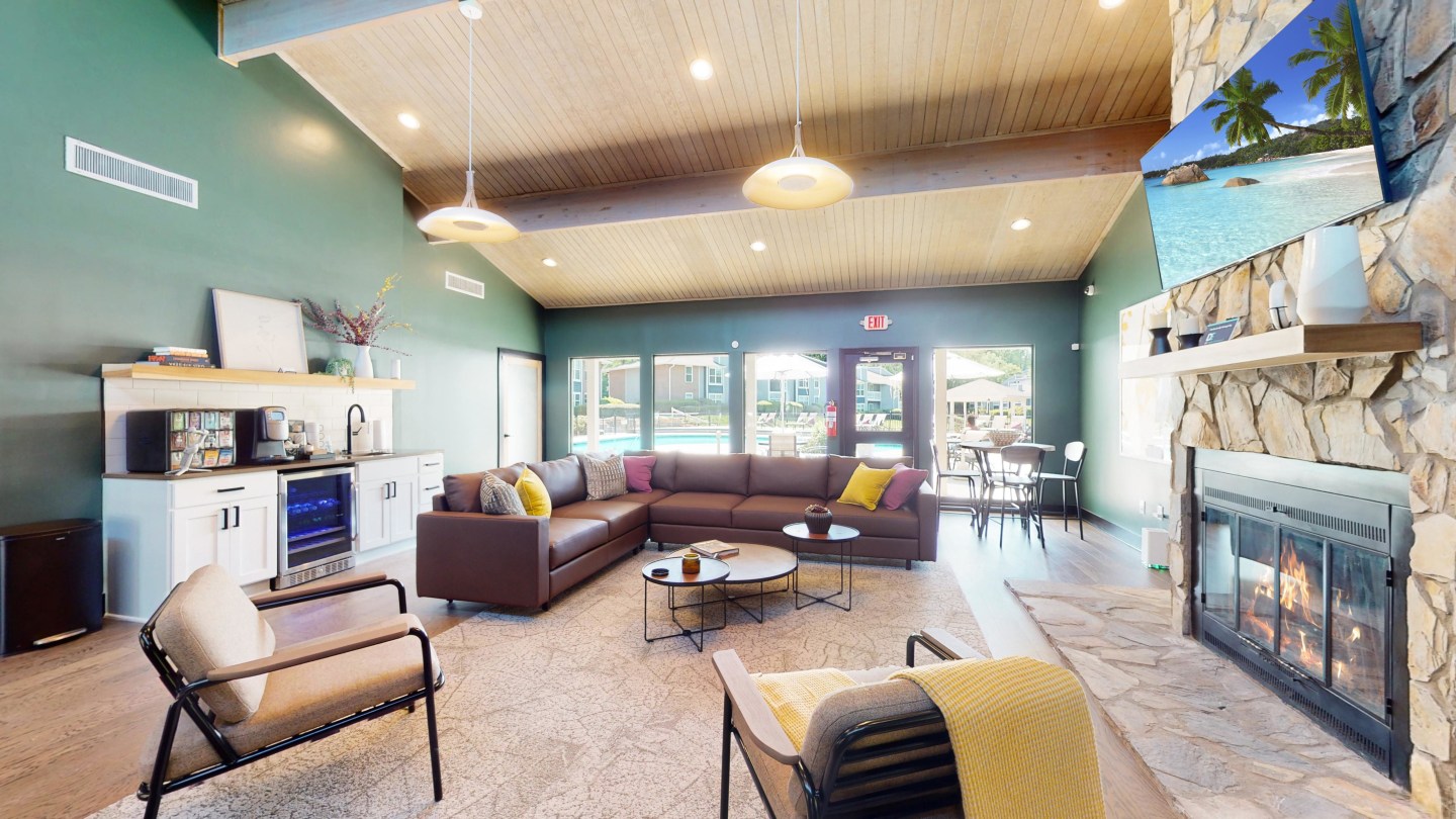 Arbor Ridge on West Friendly Image 2