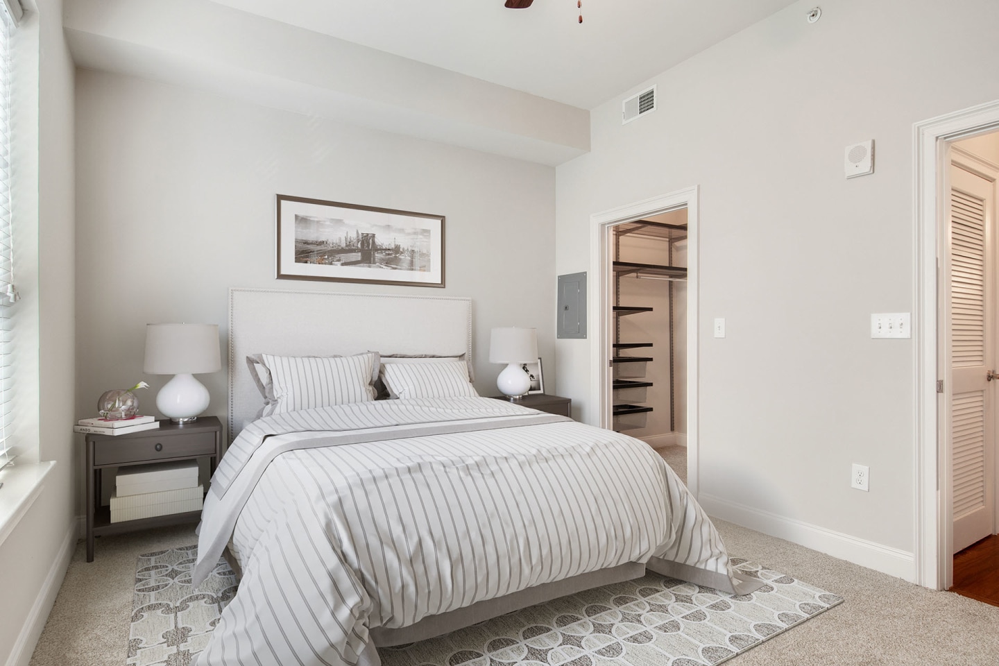 92 West Paces Image 36