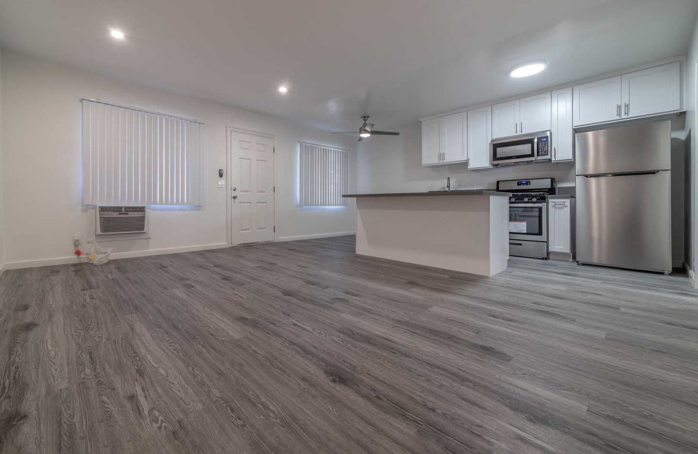 4764 Forman Ave. Image 3