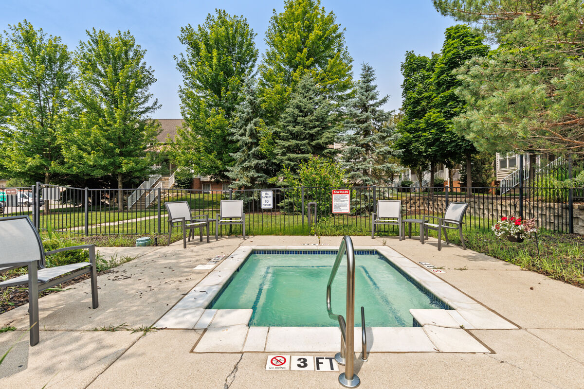 Encore Townhomes I Image 37