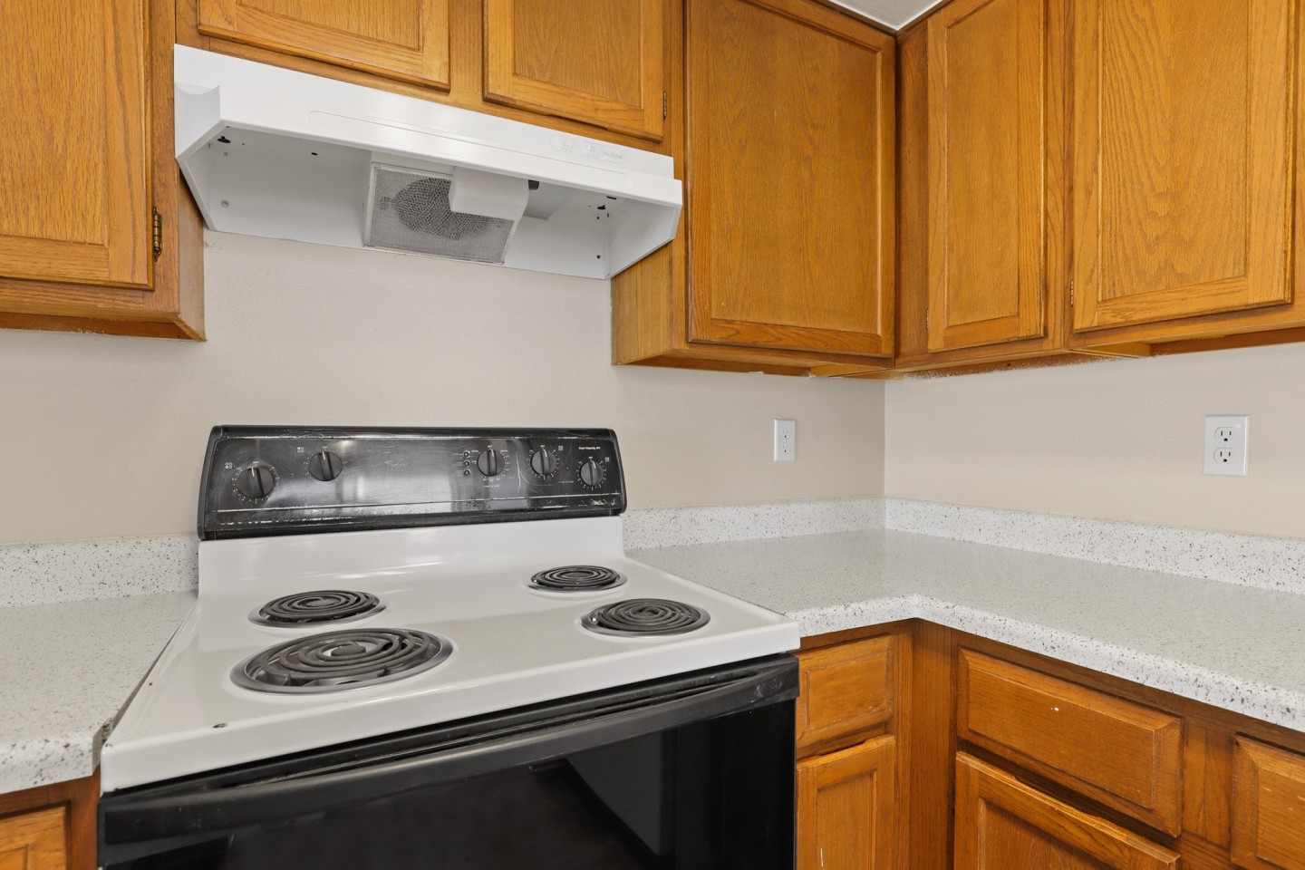 2101 Franklin Image 5
