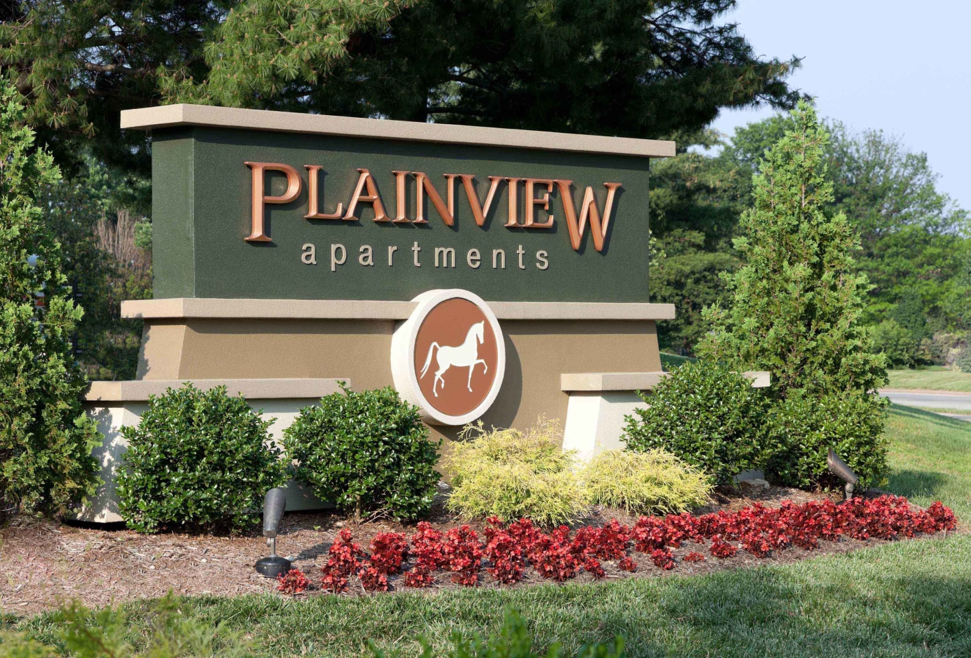 Plainview Apartments Image 37
