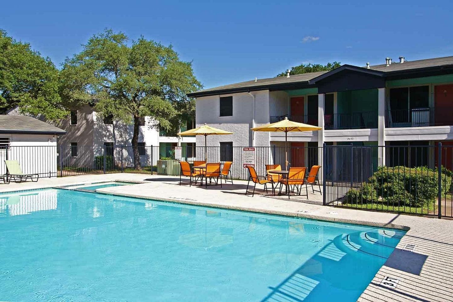 Ashford Costa Azure Image 39