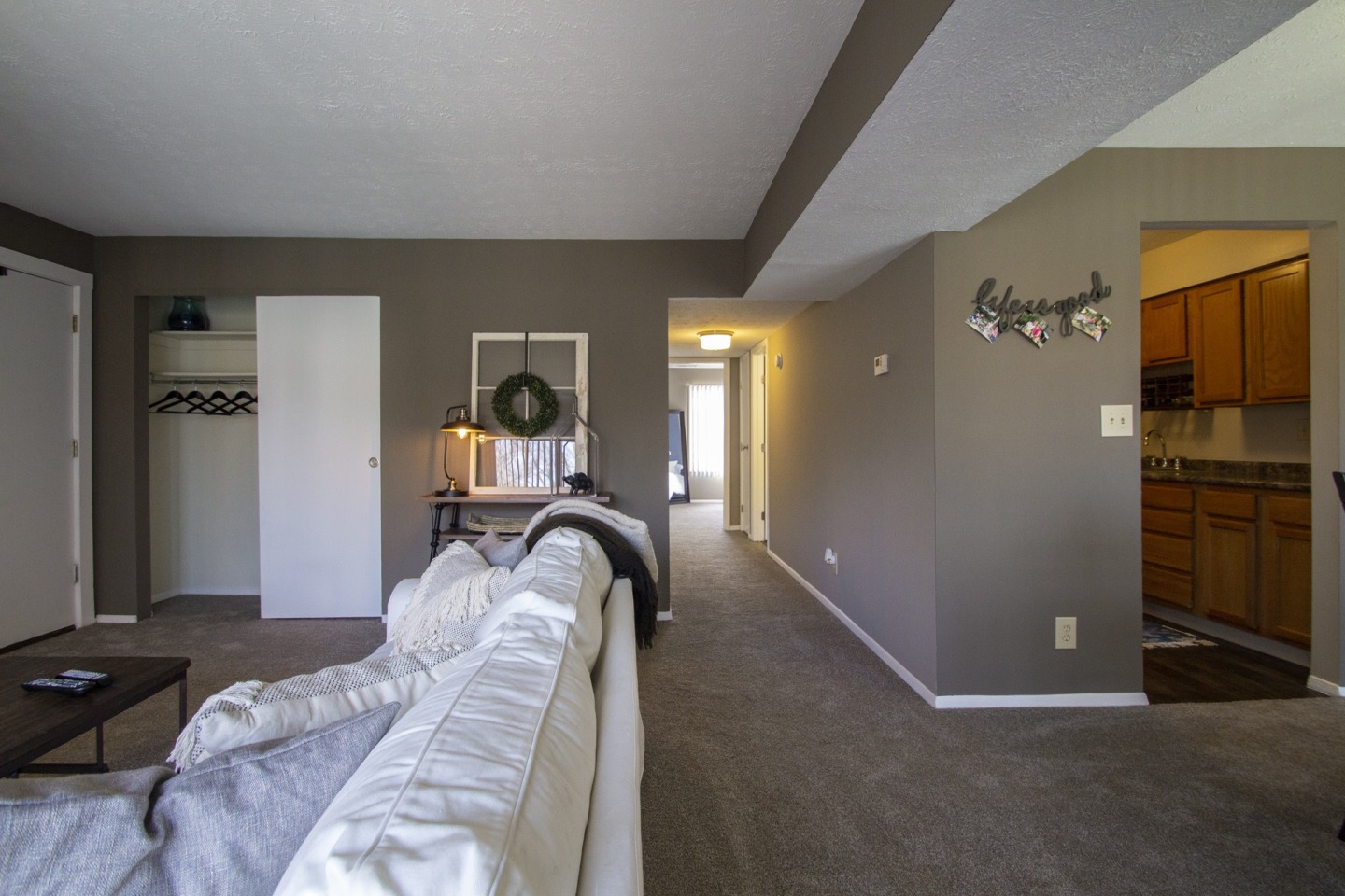 Deer Hill Image 70