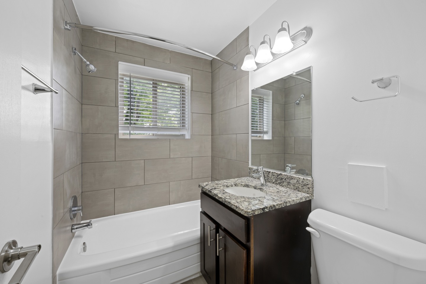 Woodlee Terrace Image 32
