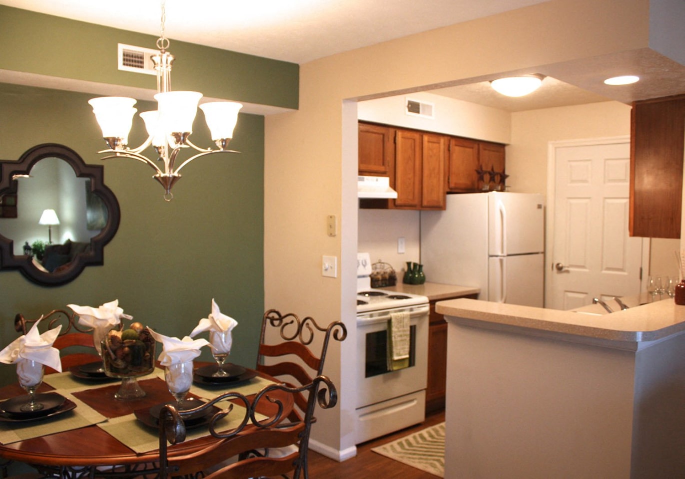 Deercross Apartments Image 47