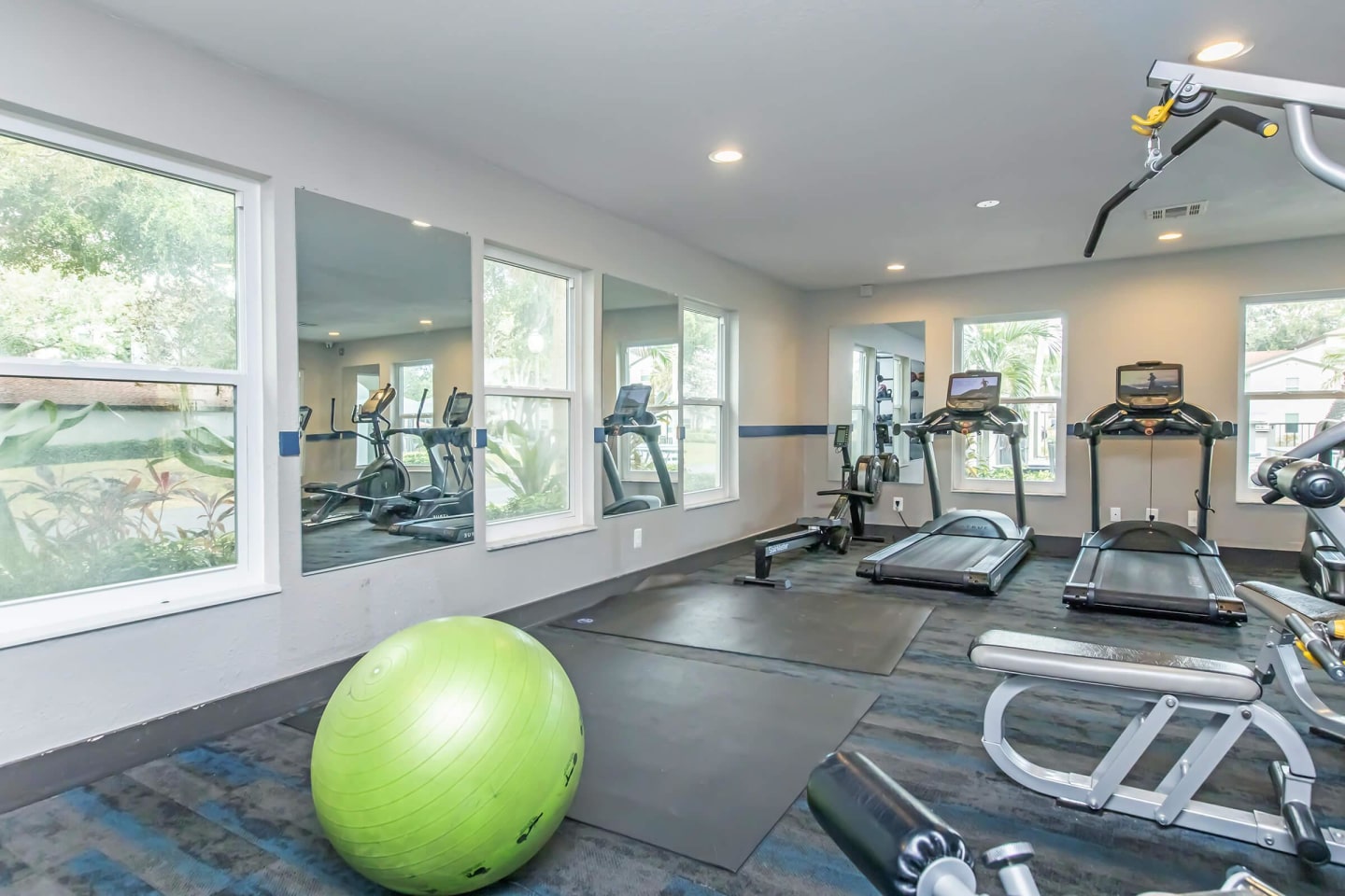 Latitude Pointe Image 8
