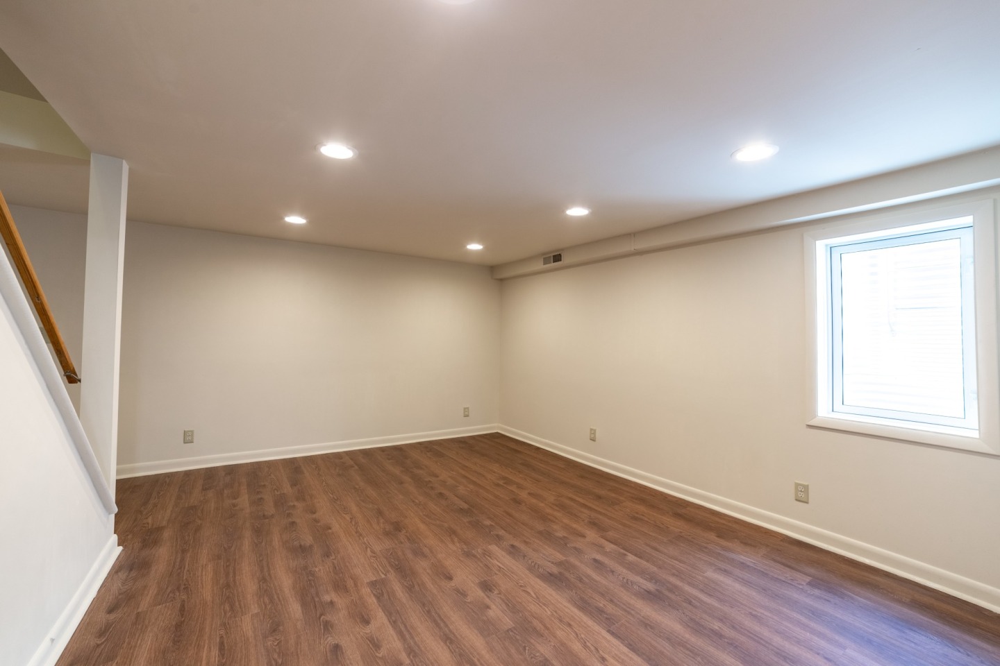 Shadeland Terrace Image 9