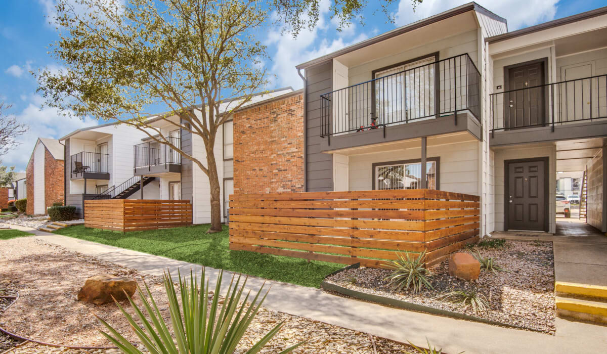Holbrook Apartment Homes Image 8