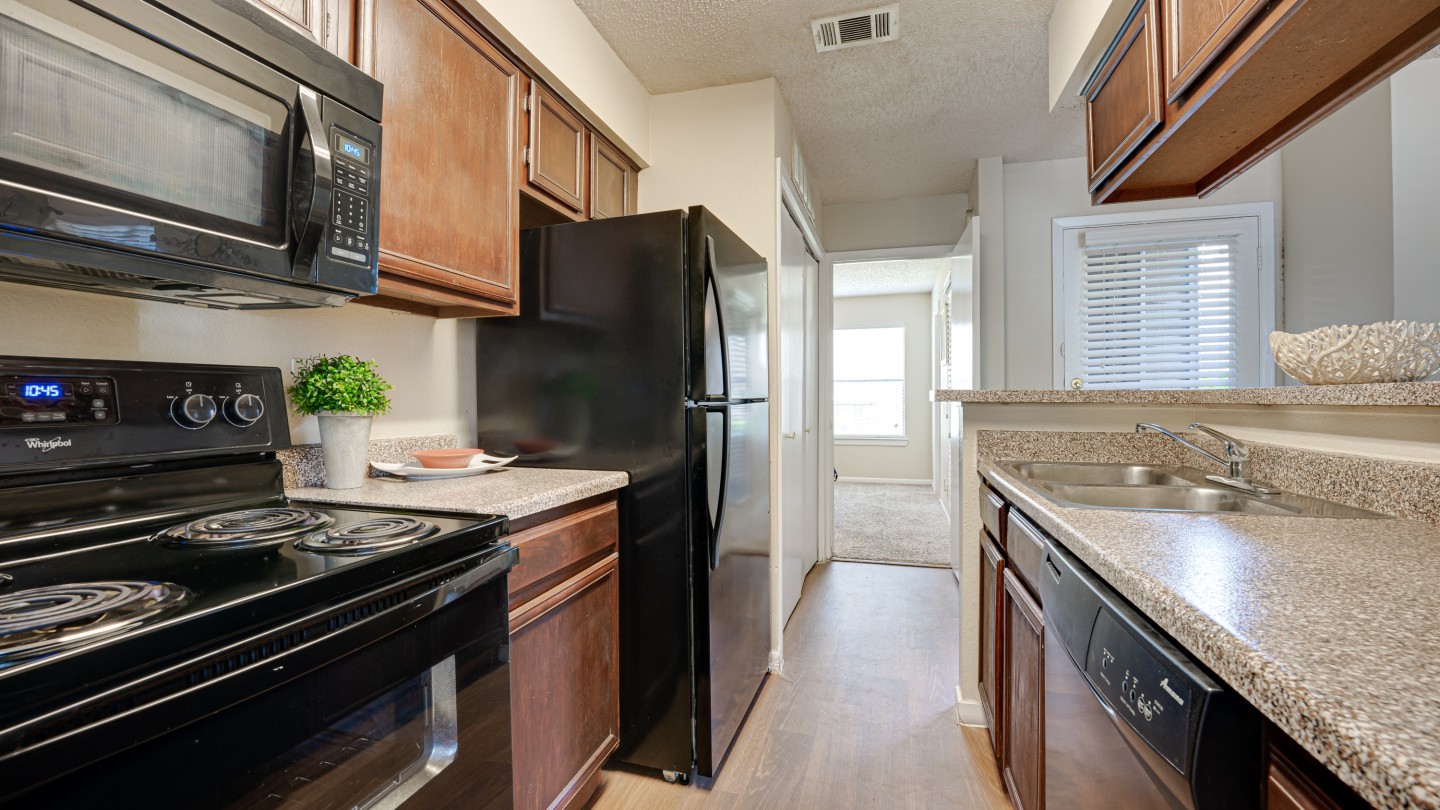 Woodland Hills Image 6
