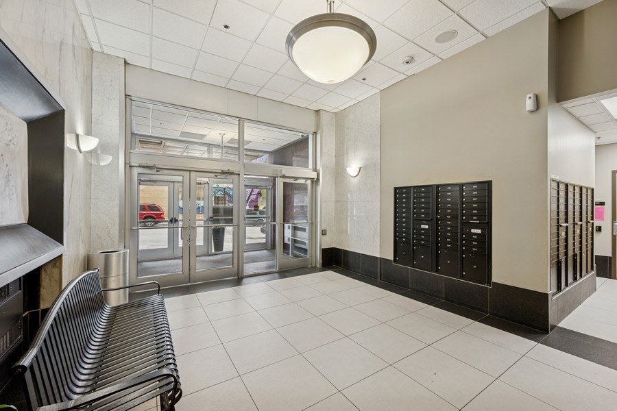 Commerce Building Apartments - Affordable Housing Image 2