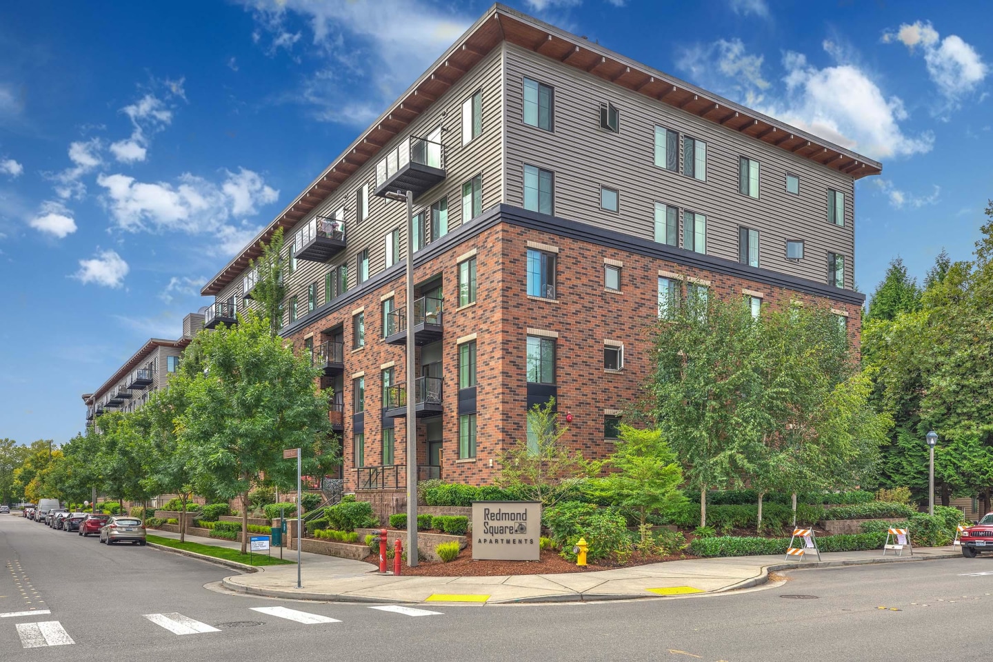 Redmond Square Image 16