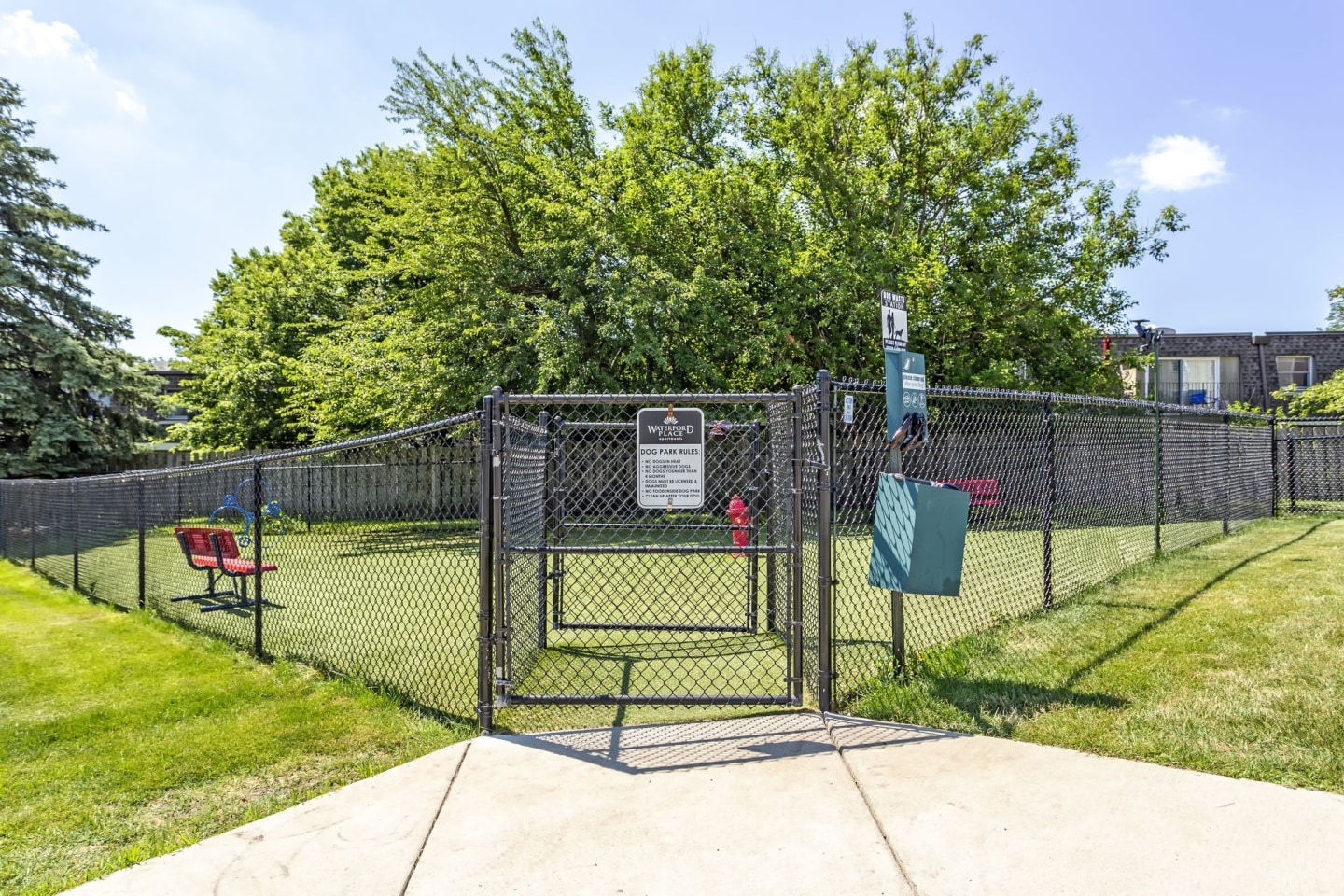 Waterford Place Apartments Image 3