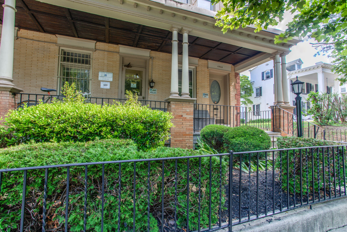 4045 Pine Street Image 1