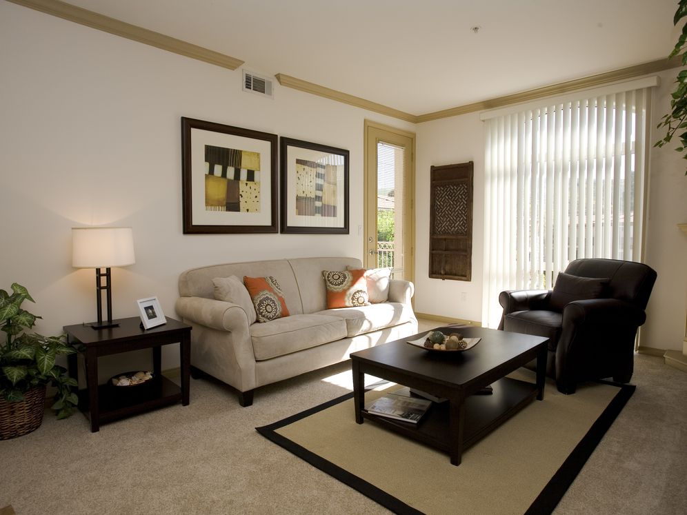 Avalon Thousand Oaks Plaza Image 8