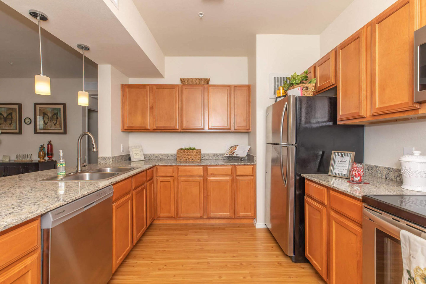 Mariposa at Clear Creek - Senior Housing Image 34