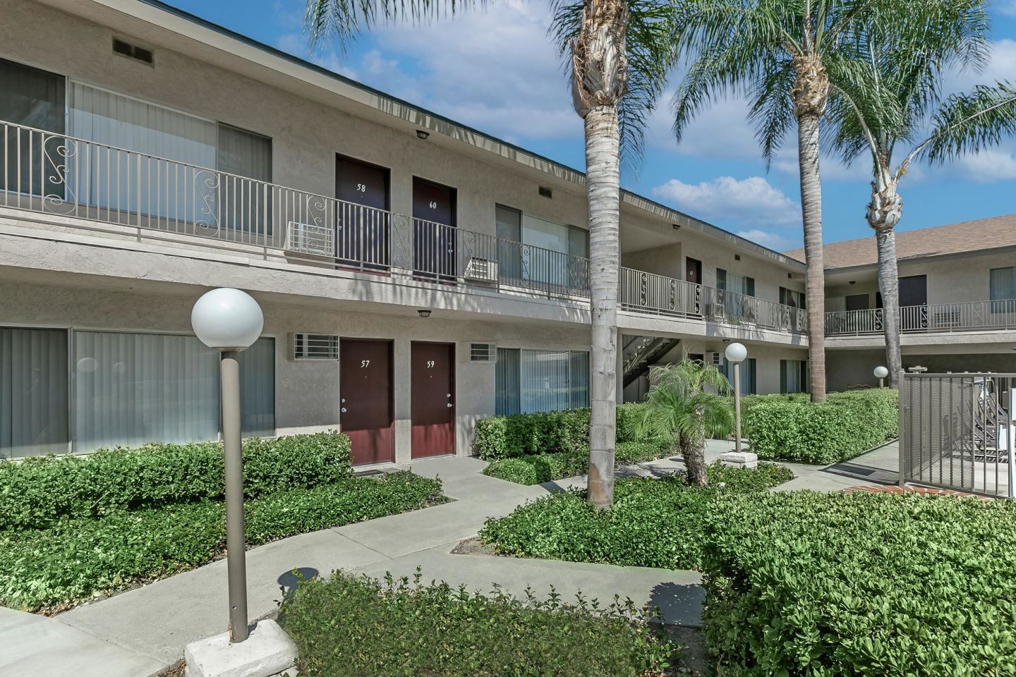Casa Madrid Apartment Homes Image 9
