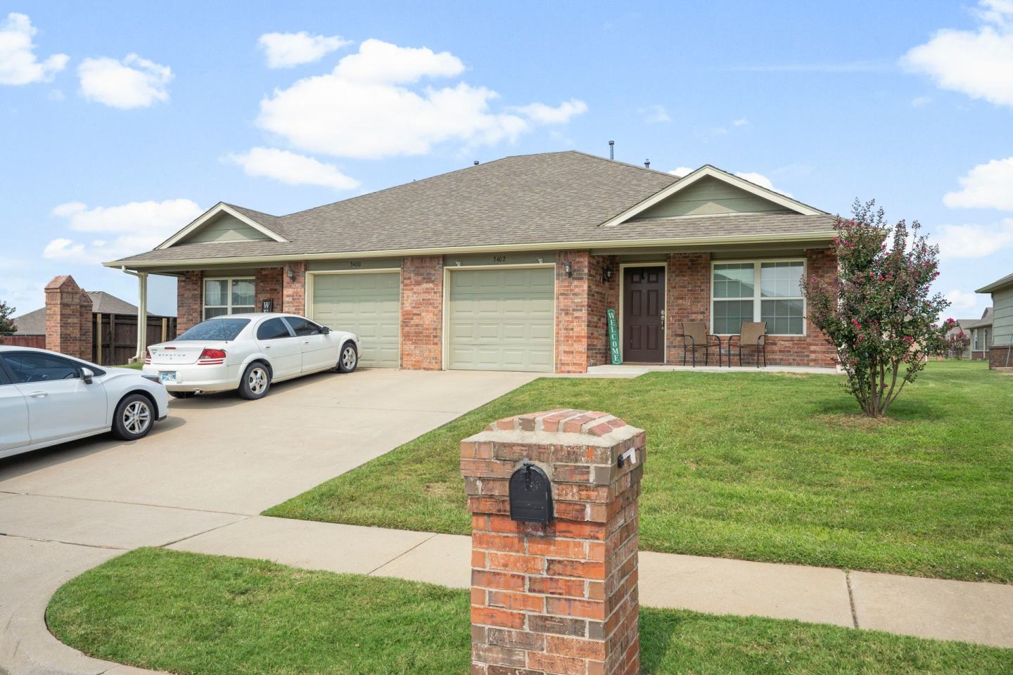 Glen Eagle Duplexes Image 1