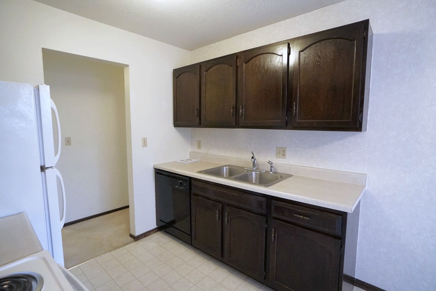 Bellows Court Image 10