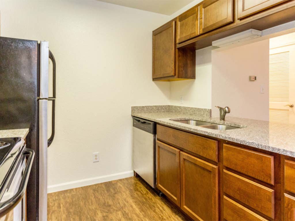 Bexley Village Apartments Image 9