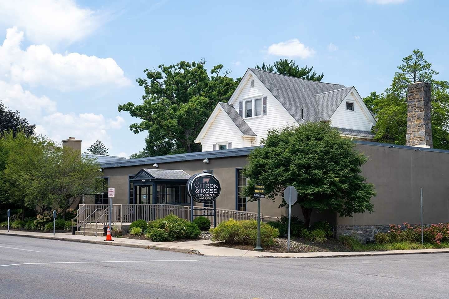 Summit Court Image 21