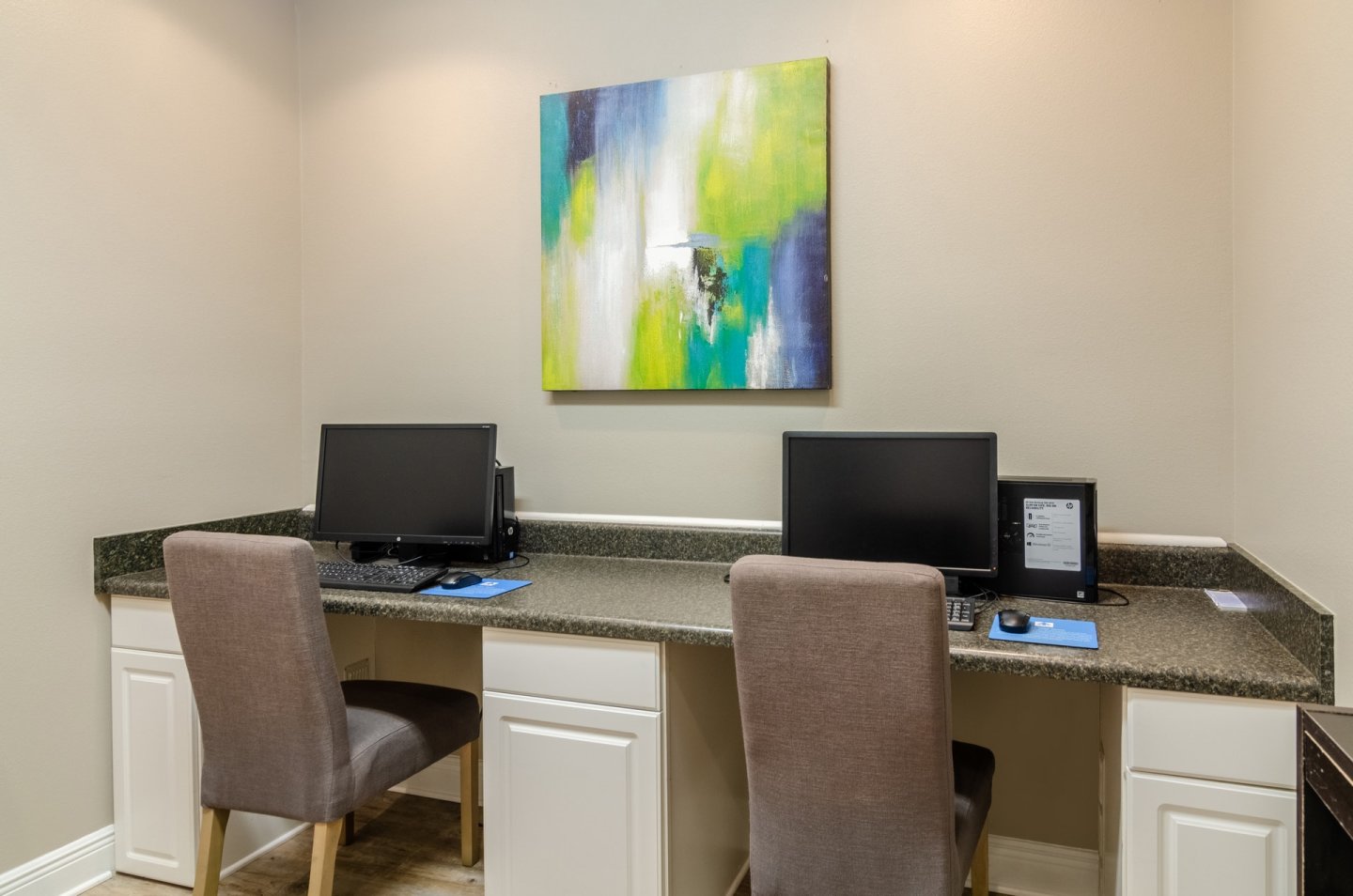 Grand Biscayne Apartments Image 25