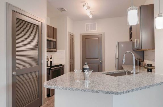 Cortland Luxe Shadow Creek Image 5