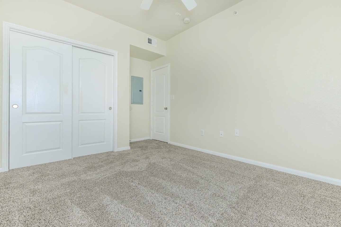 Affordable Housing - Cypress Creek on Jason Avenue Image 9