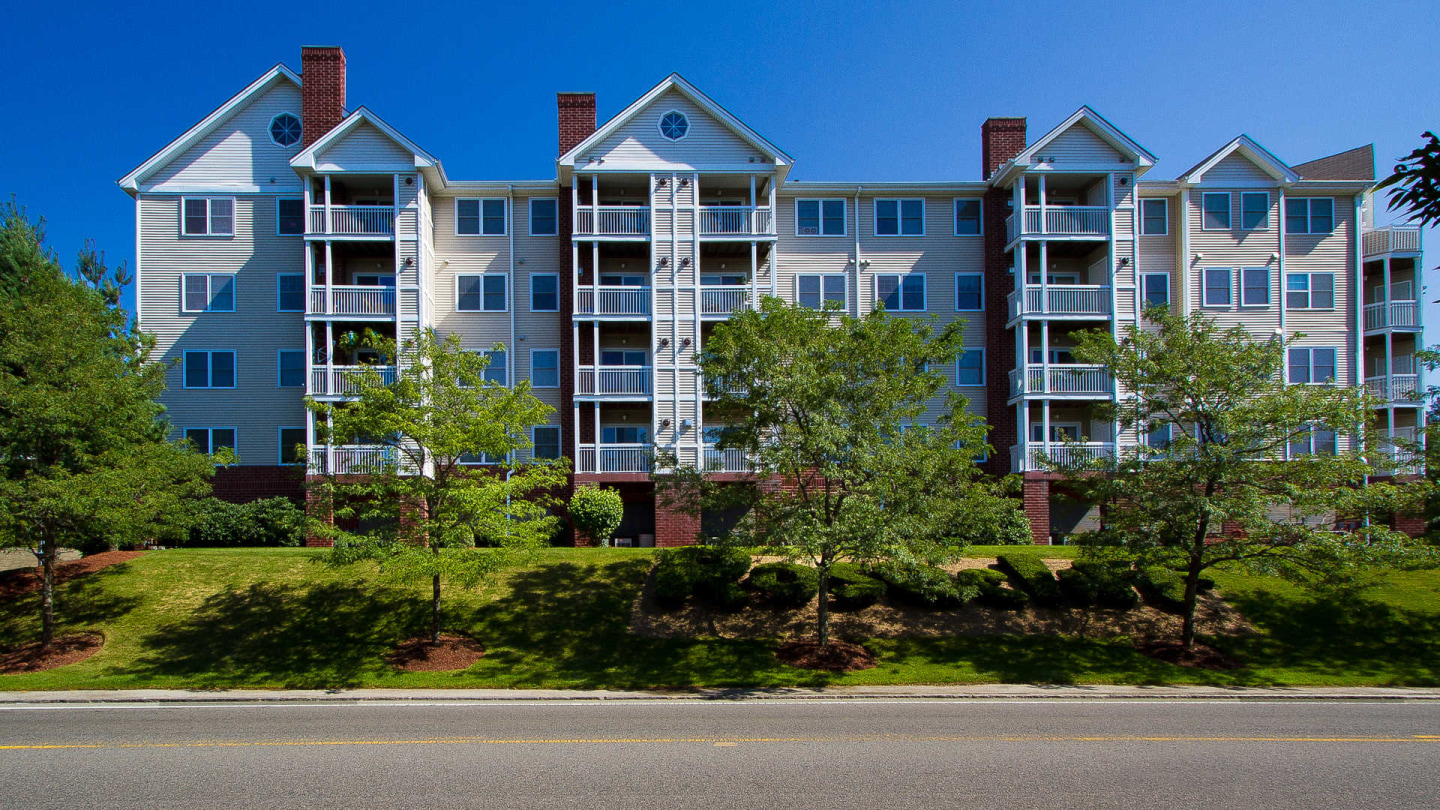 Rosecliff Image 22