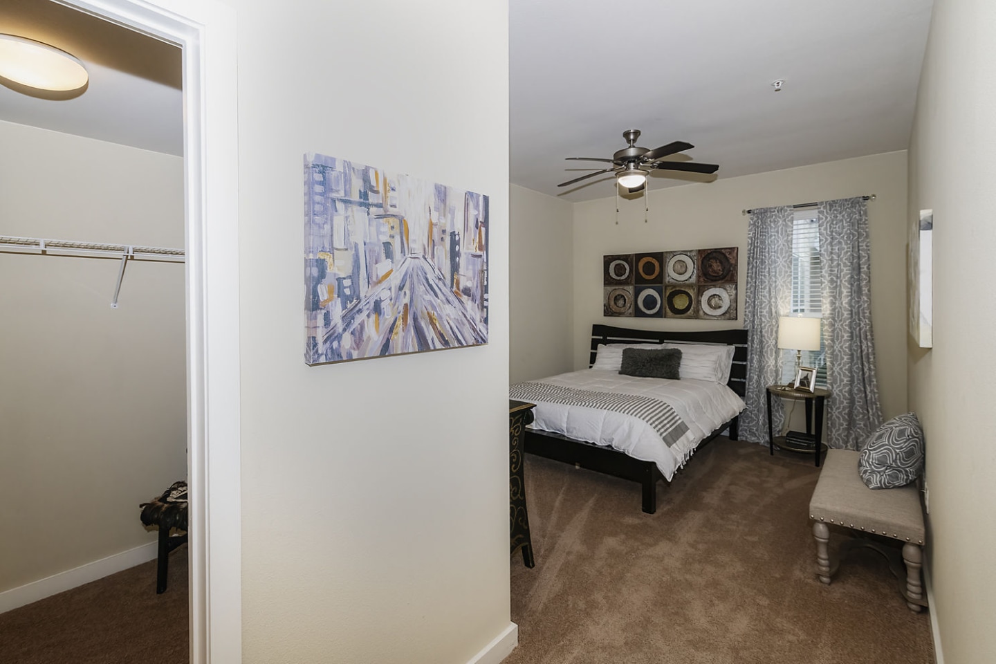 Marquis Apartments Image 11